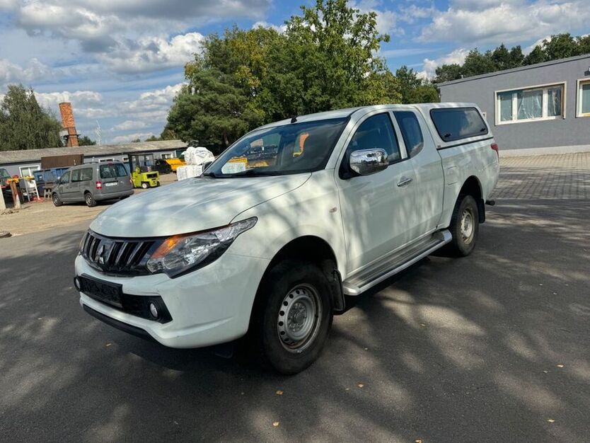 L200