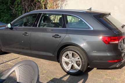 Audi A4 128.000 km 22.900 &euro; Glauburg 63695