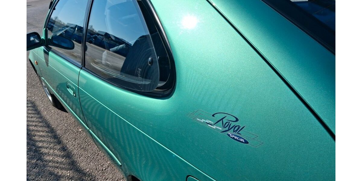 Toyota Corolla 106.000 km 4.800 &euro; Soest 59494