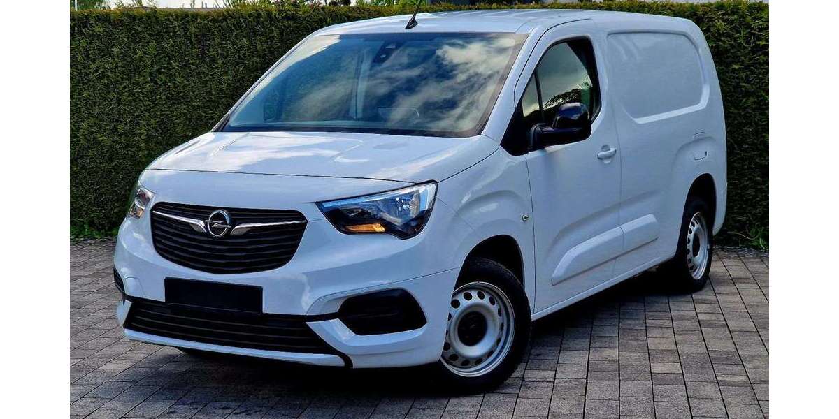 Opel Combo 140.000 km 11.999 &euro; Bad Lippspringen 33175