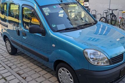 Renault Kangoo 176.943 km 3.900 € München 81829
