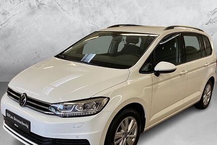 VW Touran 143.110 km 18.690 &euro; Braunschweig 38122