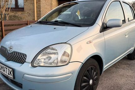 Toyota Yaris 105.900 km 4.250 &euro; Schwarzenbek 21493
