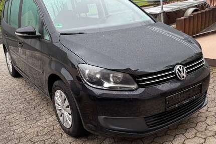 VW Touran 178.000 km 5.690 &euro; Remagen-Rolandseck 53424