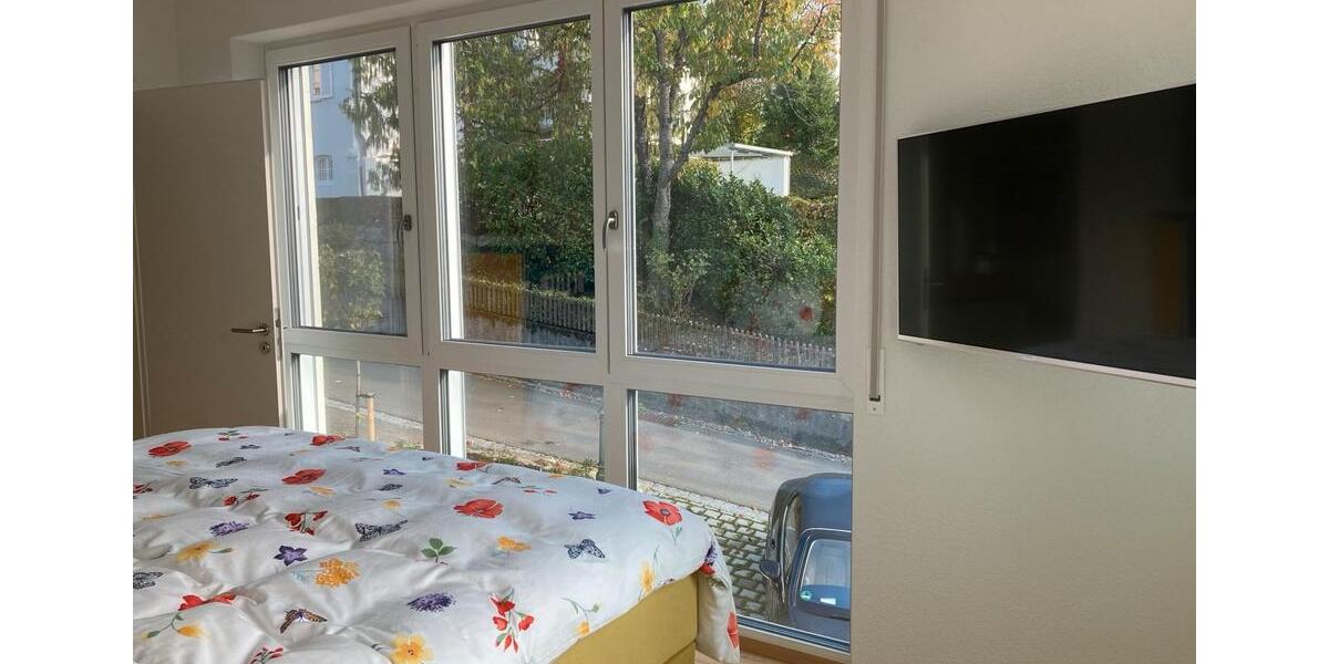 Einfamilienhaus Reutlingen Orschel-Hagen - 4 Zimmer, 140 m&sup2;, 2.900&euro; | Angebot:24708331