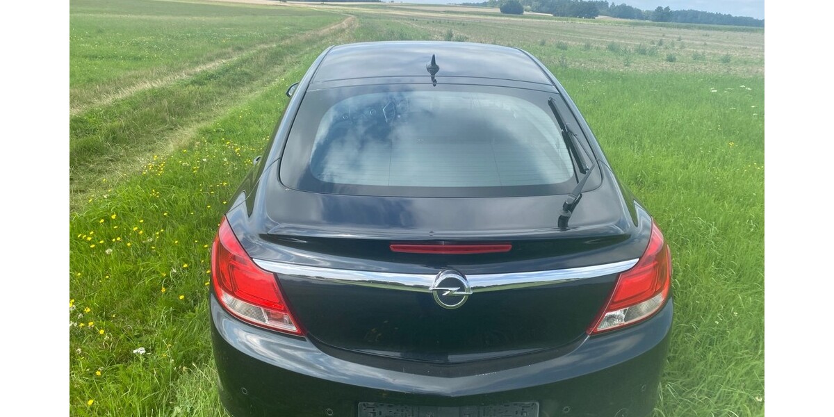 Opel Insignia 114.000 km 6.200 € Pulsnitz 01896