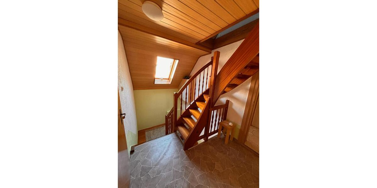 Einfamilienhaus Eisfeld - 11 Zimmer, 195 m&sup2;, 115.000&euro; | Angebot:26215593