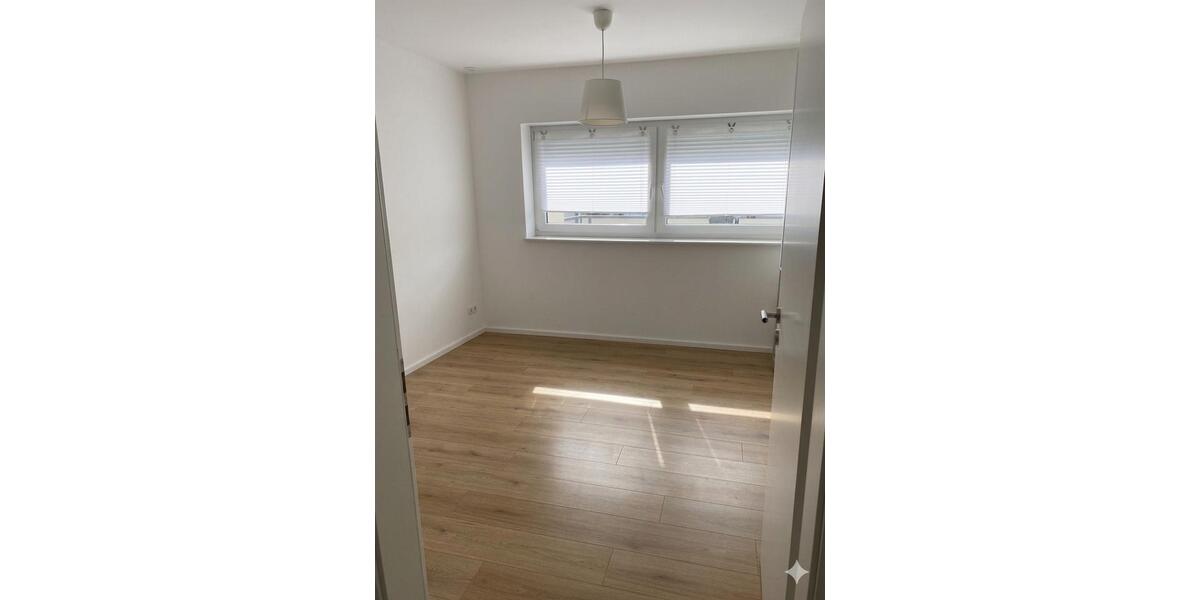Erdgeschoßwohnung Gummersbach Hepel - 2 Zimmer, 100 m&sup2;, 320.000&euro; | Angebot:26865137
