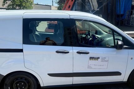 Ford Transit Courier 204.434 km 2.500 &euro; Mannheim 68229