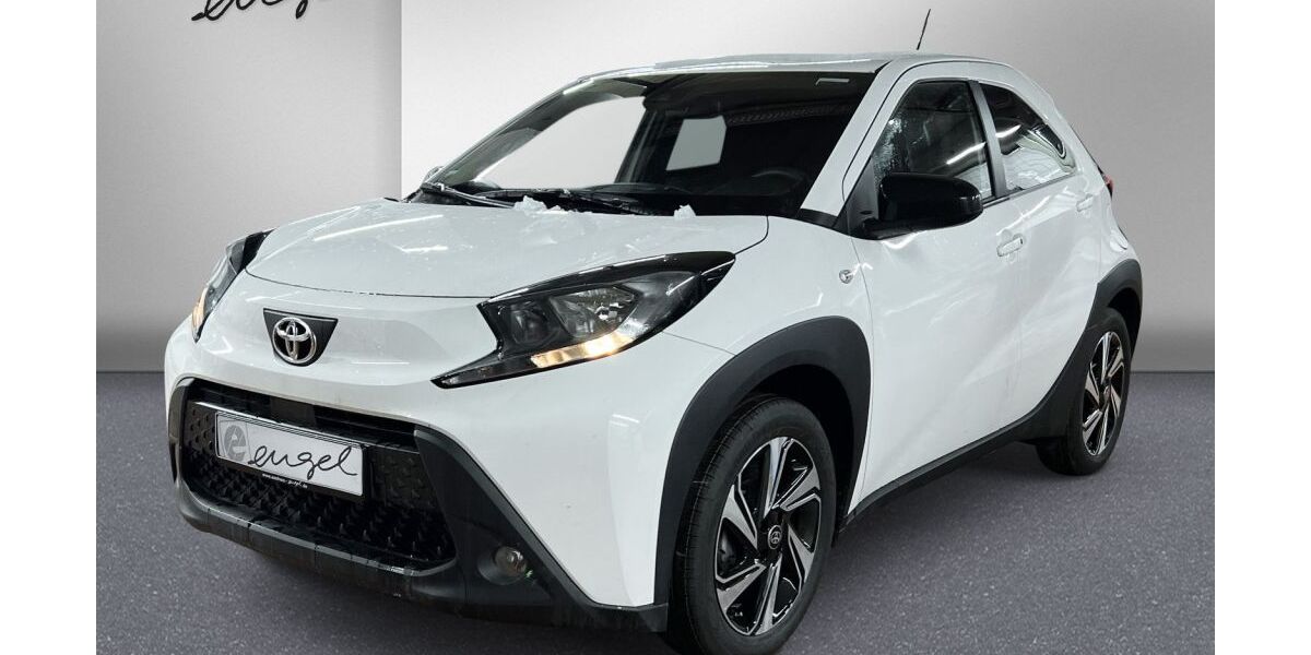 Toyota Aygo (X) 17.500 km 15.979 &euro; Wunsiedel 95632