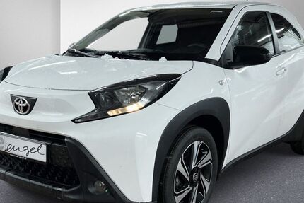 Toyota Aygo (X) 17.500 km 16.479 &euro; Wunsiedel 95632