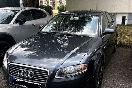 Audi A4 212.000 km 2.290 &euro; Friedrichshafen 88046