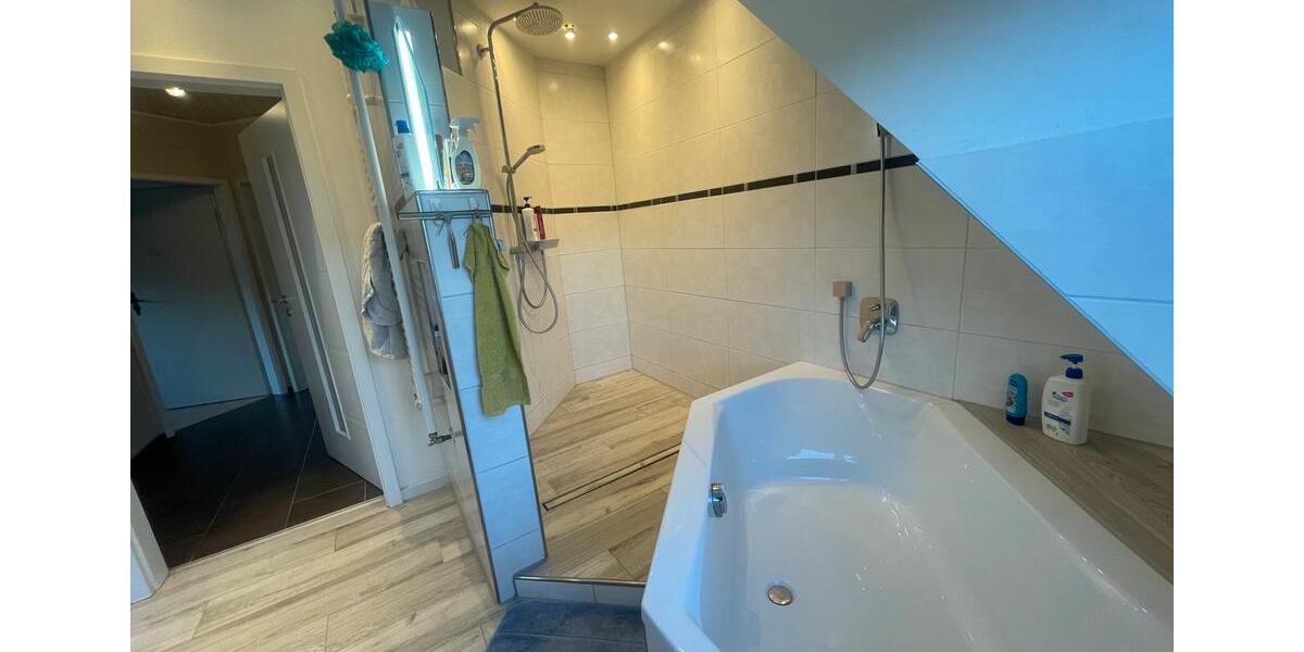 Doppelhaushälfte Fredenbeck - 5.5 Zimmer, 107 m&sup2;, 349.000&euro; | Angebot:26091114