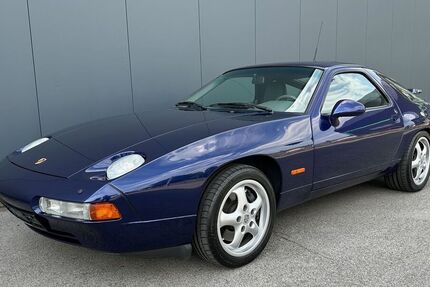 Porsche 928