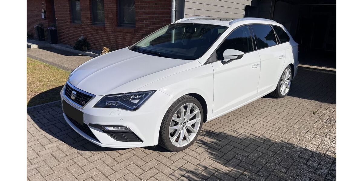 Seat Leon 99.900 km 15.800 &euro; Neumünster 24536