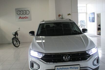 VW T-Roc 22.390 km 20.990 &euro; Eisenhüttenstadt 15890