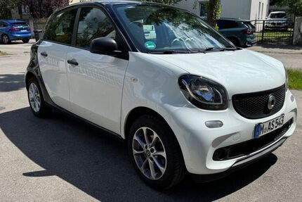 Smart ForFour 118.000 km 7.300 &euro; München 80809