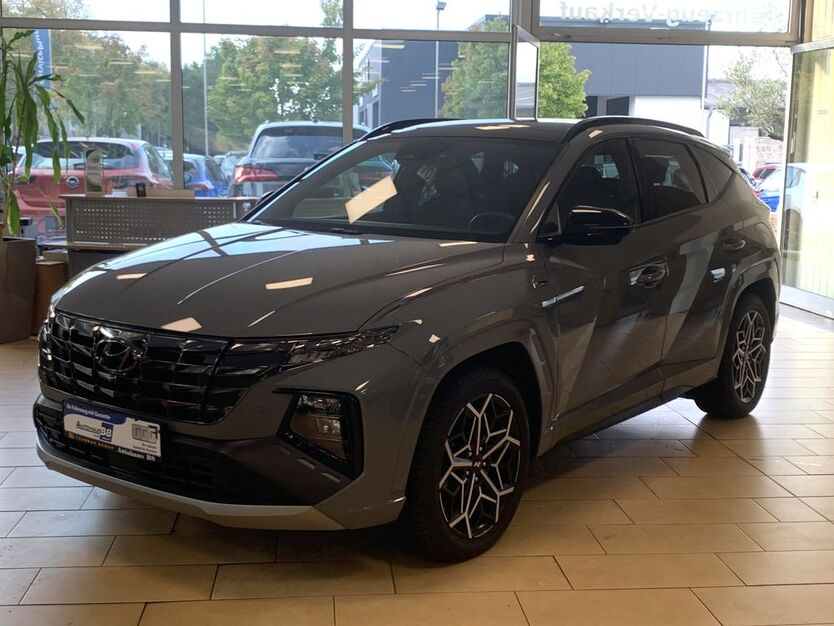 Hyundai TUCSON 29.839 km 31.500 € Hennef 53773