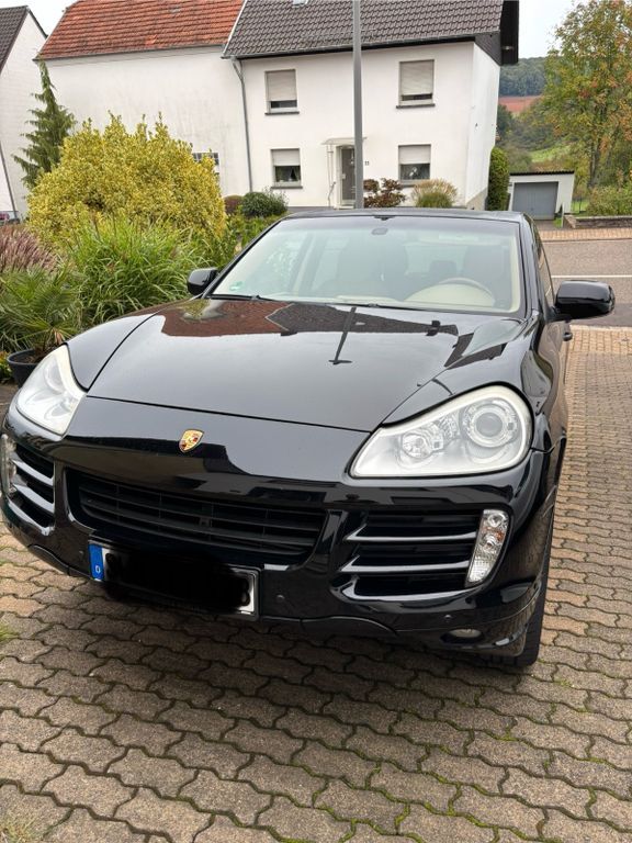Porsche Cayenne 216.000 km 10.999 € Saarlouis 66793