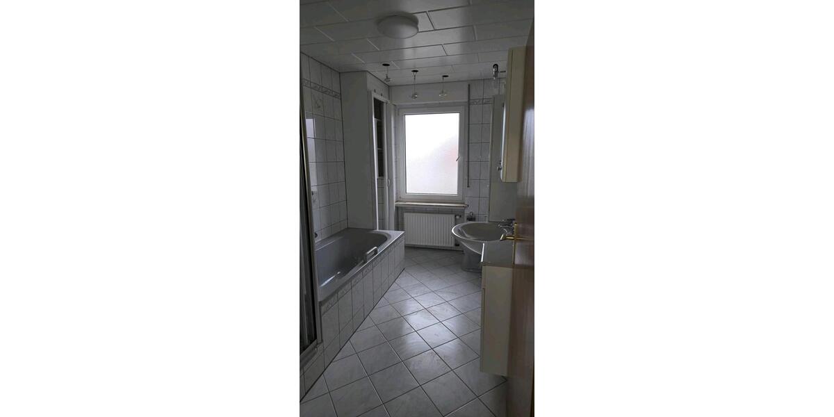 Etagenwohnung Witzenhausen Neuseesen - 3 Zimmer, 105 m&sup2;, 1.295&euro; | Angebot:26020957