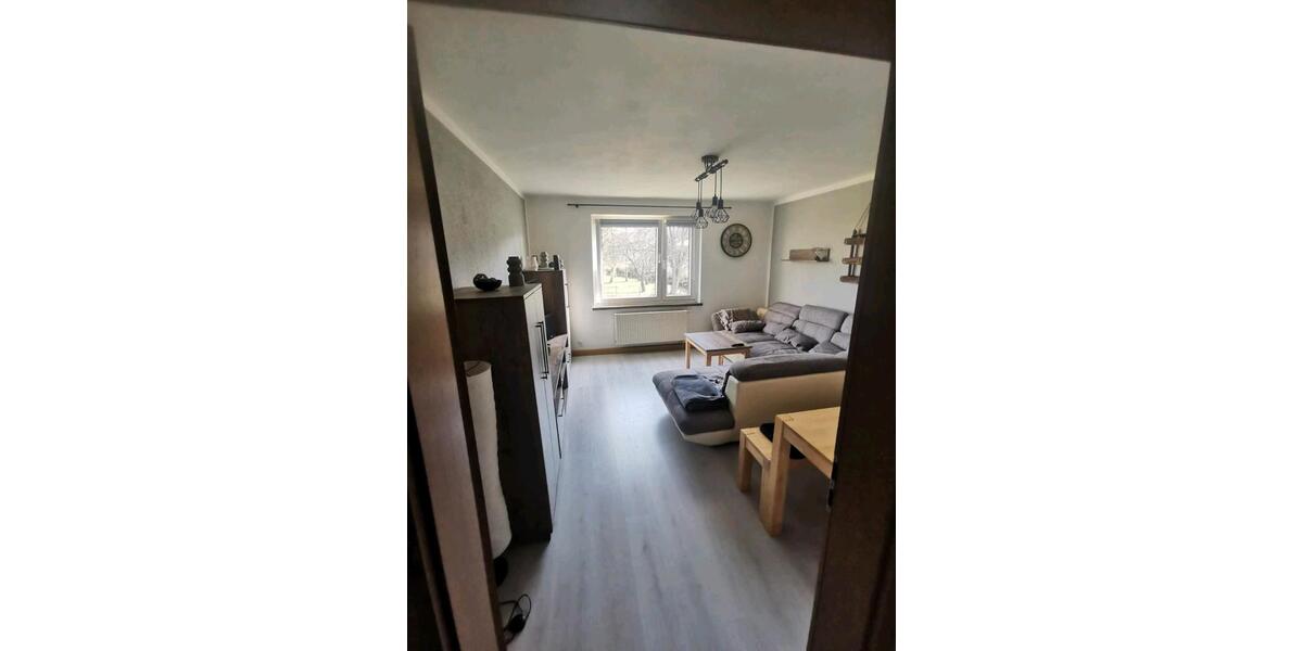 Etagenwohnung Eisenberg - 3 Zimmer, 58 m&sup2;, 550&euro; | Angebot:26211795