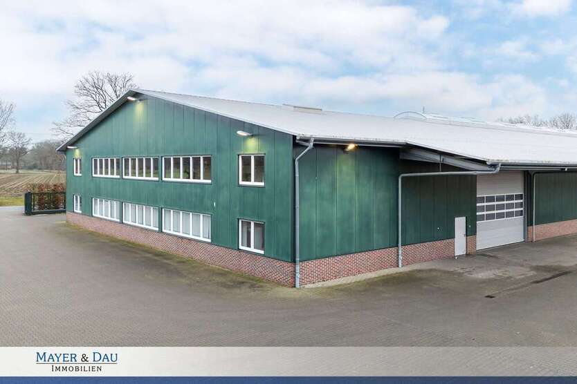 Halle in Rastede 4.500 € 670 m²