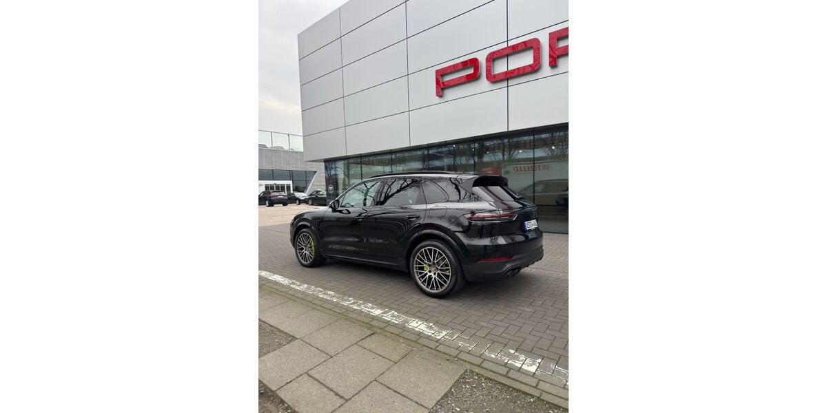 Porsche Cayenne 110.000 km 65.450 &euro; Oyten 28876