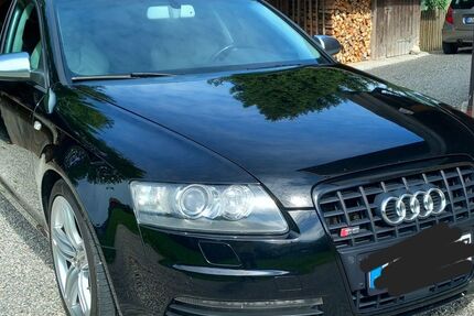 Audi S6 252.400 km 14.900 € Bad Feilnbach 83075