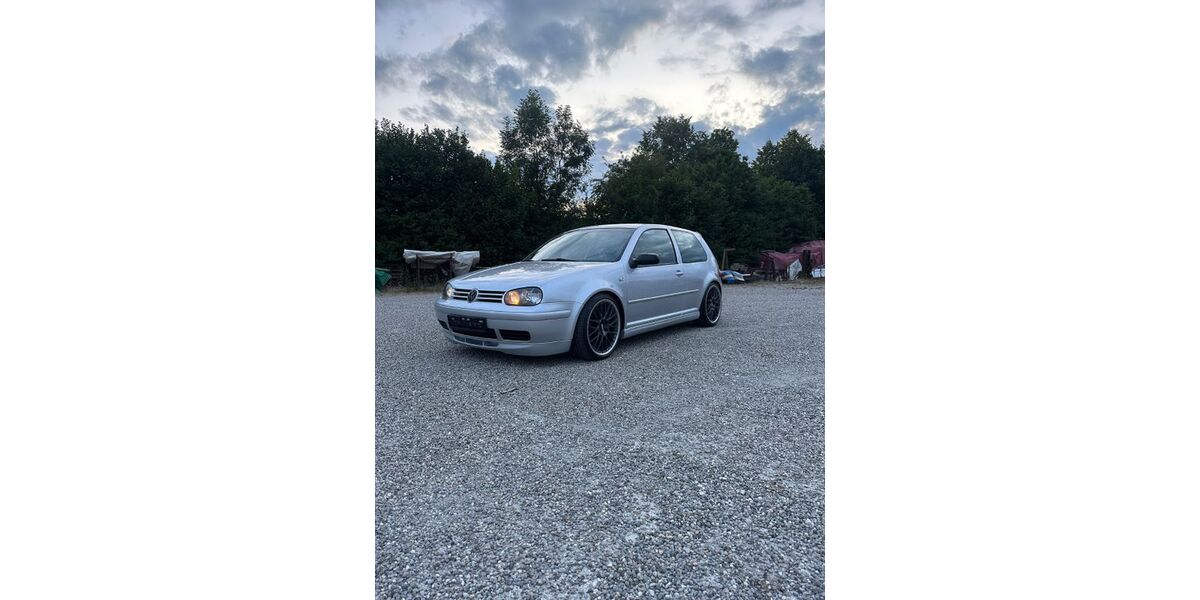 VW Golf 268.000 km 6.500 &euro; Dollnstein 91795