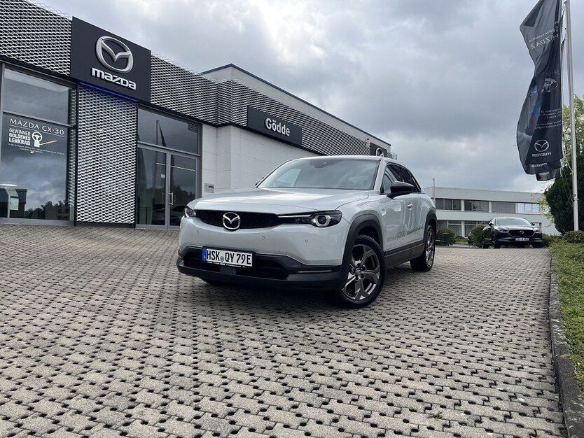 Mazda MX-30 8.134 km 23.490 € Meschede 59872
