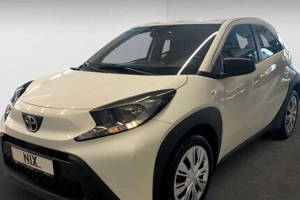 Toyota Aygo (X) 44.173 km 12.950 &euro; Frankfurt 60314