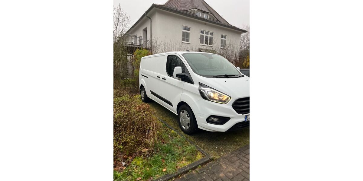 Ford Transit Custom 132.000 km 15.500 &euro; Oschatz 04758