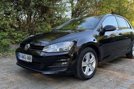 VW Golf 57.900 km 9.399 &euro; Regensburg 93049
