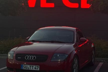 Audi TT 233.000 km 5.299 € Bad Honnef 53604