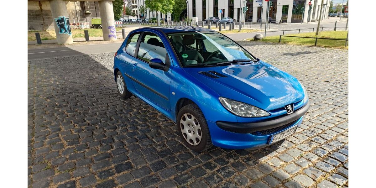 Peugeot 206 148.500 km 1.200 &euro; Frankfurt 60311