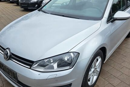 VW Golf 97.366 km 7.650 &euro; Lachen-Speyerdorf 67435