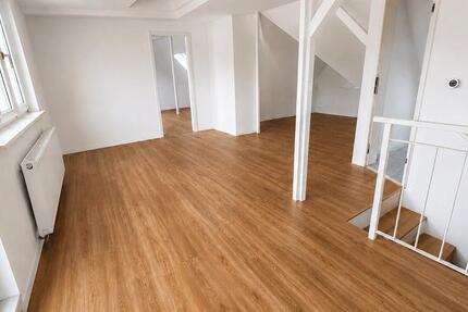 Wohnung Weinheim - 2 Zimmer, 64 m&sup2;, 820&euro; | Angebot:26563799