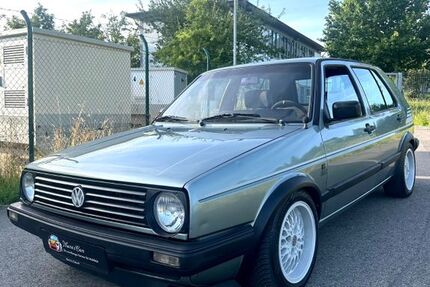 VW Golf 330.000 km 5.890 &euro; Pfullingen 72793