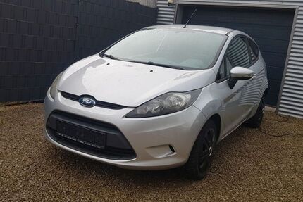 Ford Fiesta 196.211 km 2.100 &euro; Wadern 66687
