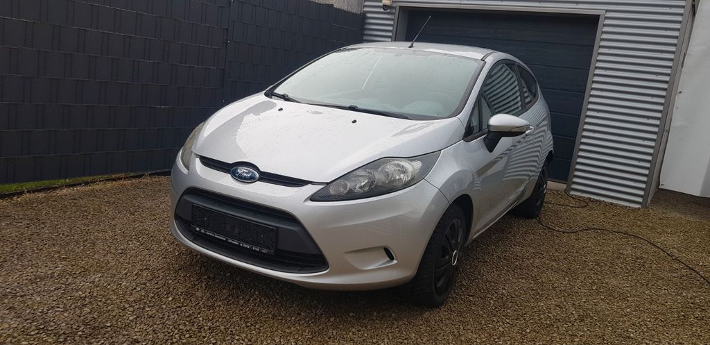 Ford Fiesta 196.211 km 2.100 &euro; Wadern 66687