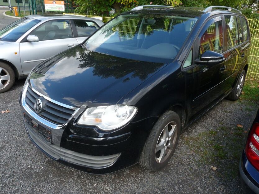 VW Touran 176.700 km 3.450 € Jena 07749