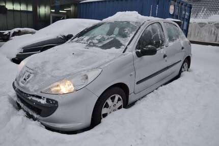 Peugeot 206 221.000 km 990 &euro; Harrislee 24955
