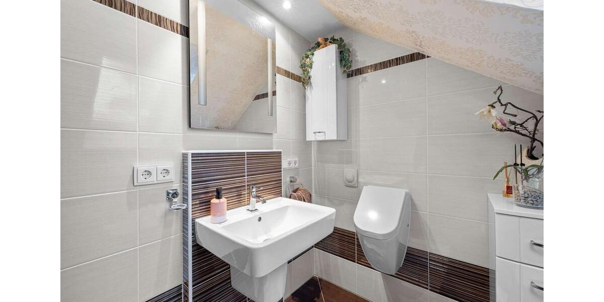 Einfamilienhaus Lachendorf - 4 Zimmer, 155 m&sup2;, 1.500&euro; | Angebot:25325985