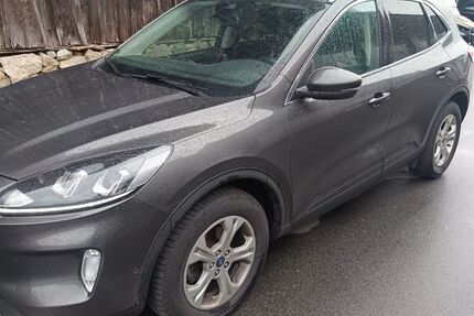 Ford Kuga 62.000 km 17.999 &euro; Außernzell 94532