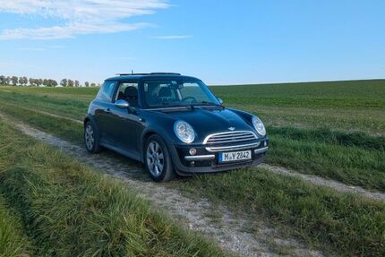 Mini One D 278.800 km 2.300 € Erdweg 85253