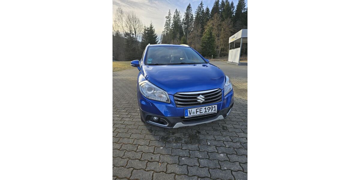 Suzuki (SX4) S-Cross 92.000 km 10.000 &euro; Plauen 08523