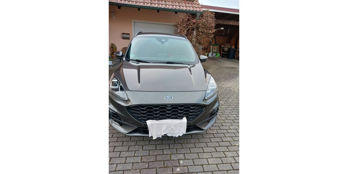 Ford Kuga 60.000 km 19.000 &euro; Steinach 94377
