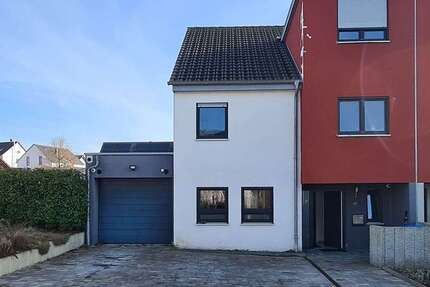 Haus zum Kaufen in Kaiserslautern 619.000 € 210 m² 6 zimmer