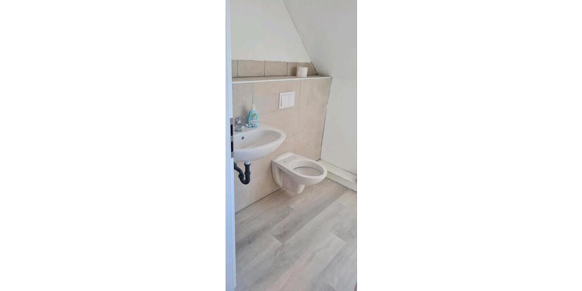 Dachgeschoßwohnung Siegen Eiserfeld - 2 Zimmer, 44 m&sup2;, 430&euro; | Angebot:26310426