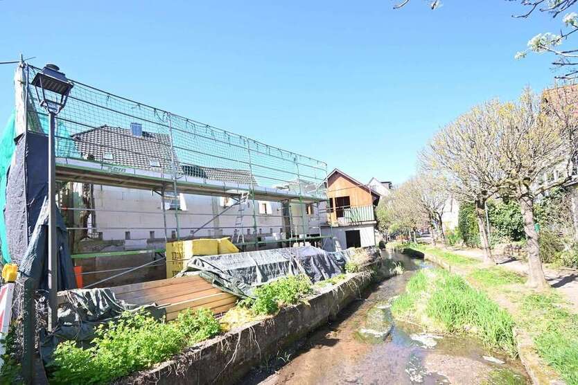 Haus zum Kaufen in Teningen 140.000 € 161.73 m²